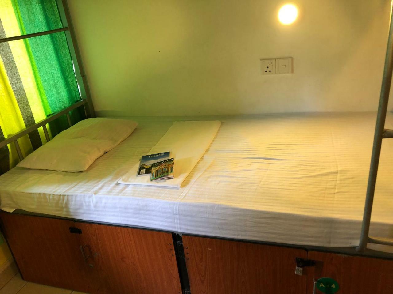 Hostel Republic At Galle Face Kolombo Zewnętrze zdjęcie